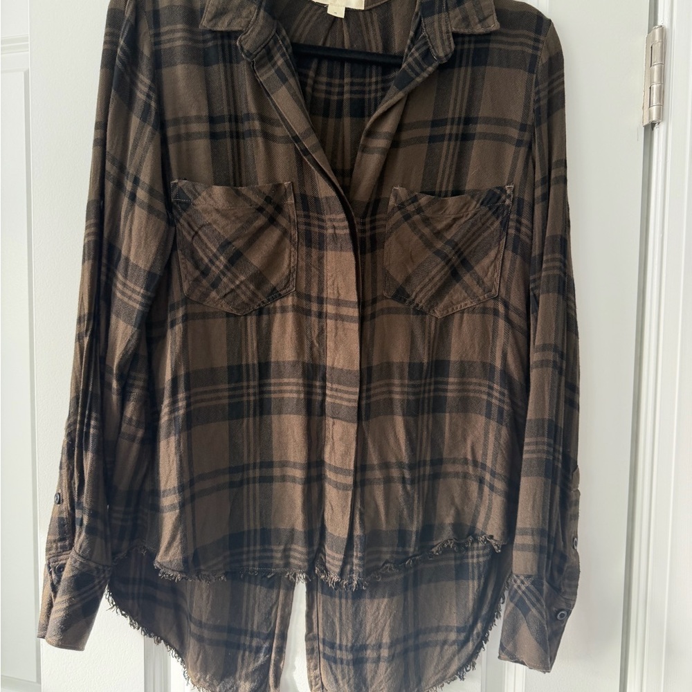 Cloth and Stone Army Green Plaid Button-Up Shirt